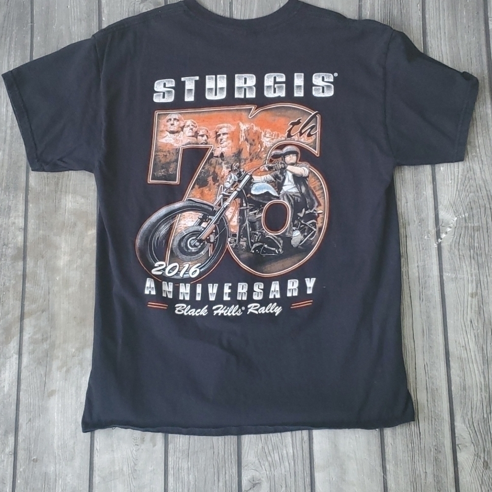 2016 Sturgis Black Hills Rally Tshirt Sz Lrg - Picture 1 of 5